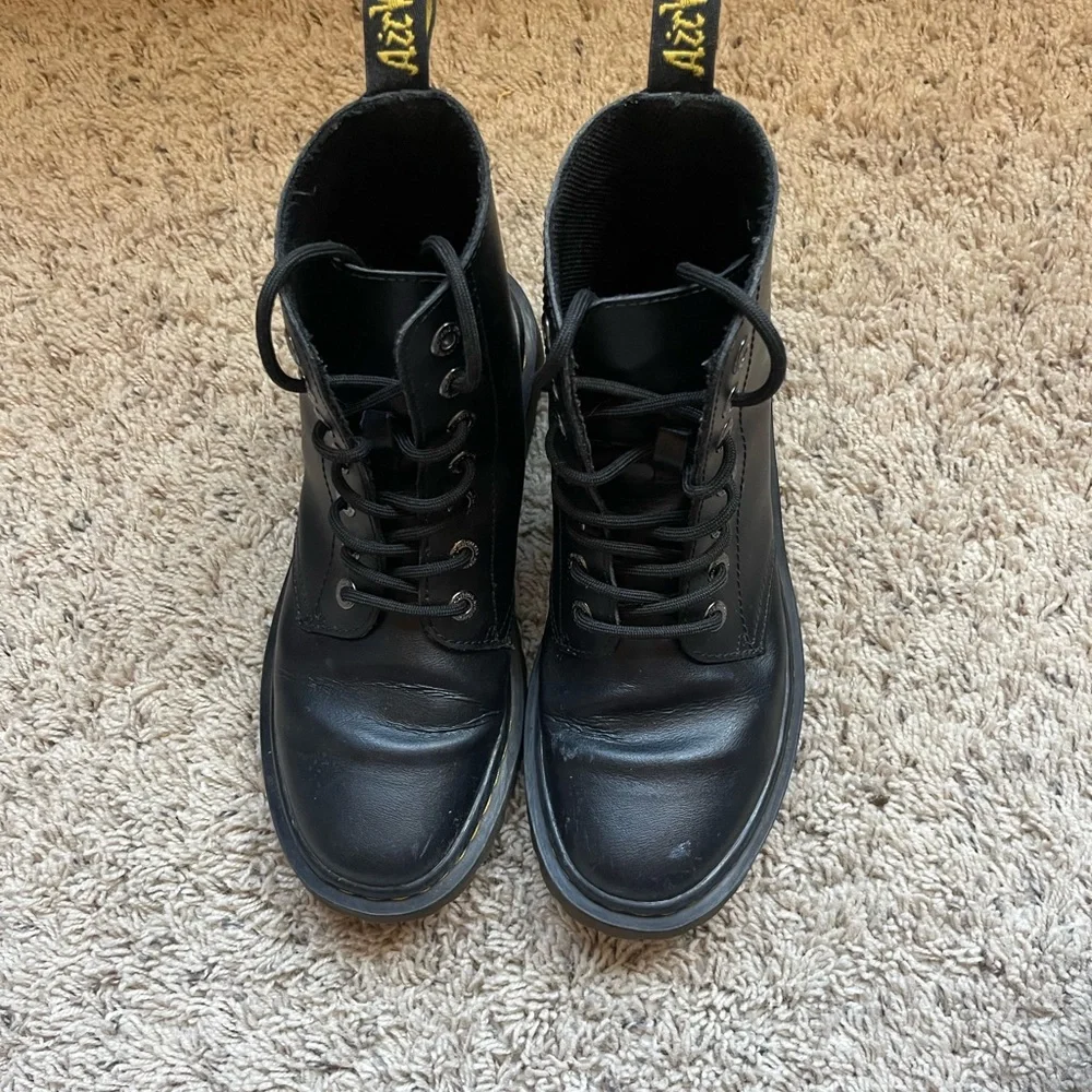 Doc Martins - Picture 2 of 4